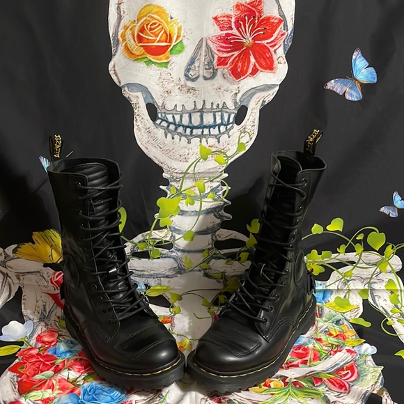 Dr Martens Neilson 